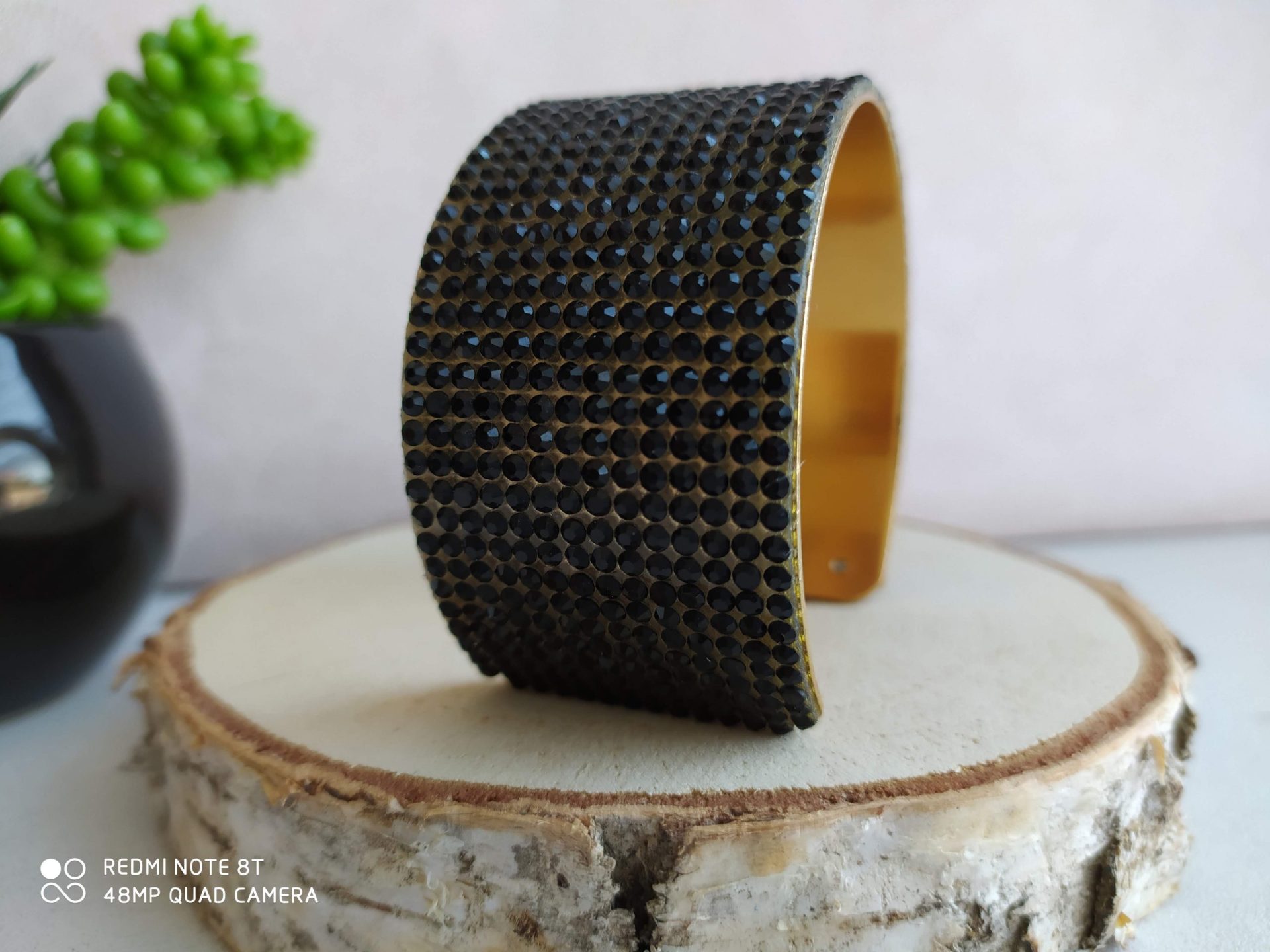Bracelet manchette noir strassé1