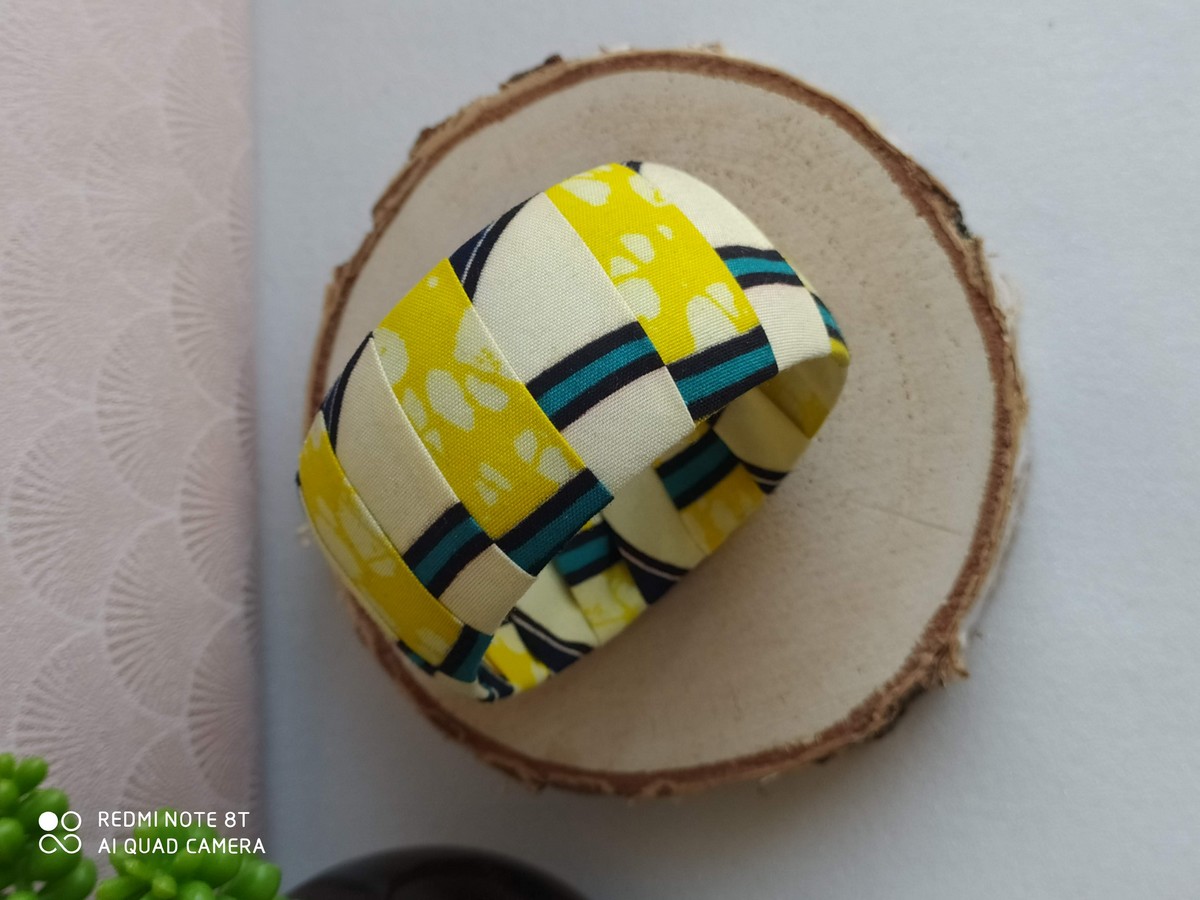 bracelet manchette gros jaune bracelet manchette gros jaune2