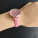 Montre-Rose-foncé-fleuri