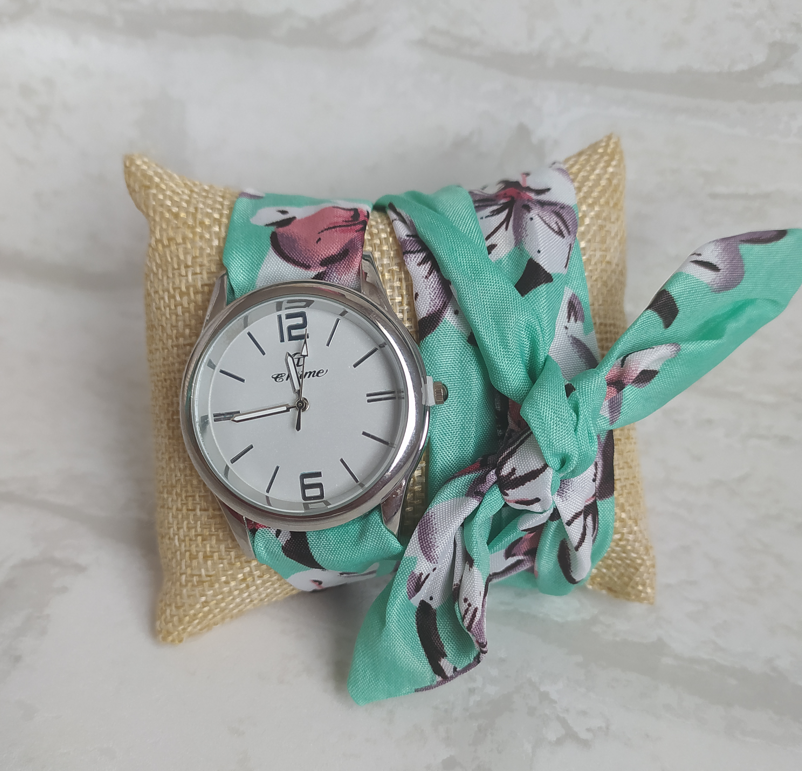 Montre foulard fleuri vert d'eau
