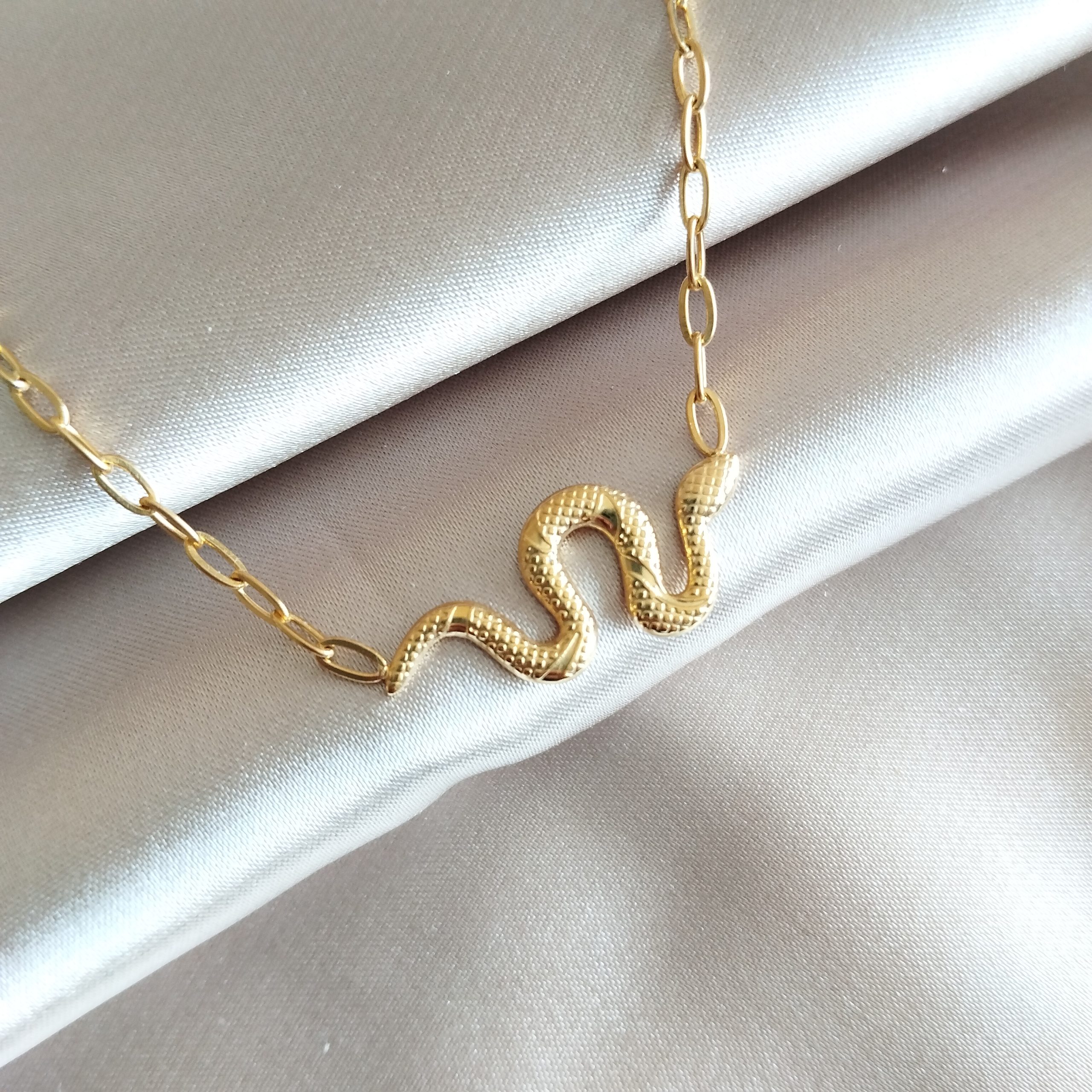 Collier-romyb-dore1