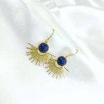 boucles d'oreilles soleil ornée d'une perle colorée