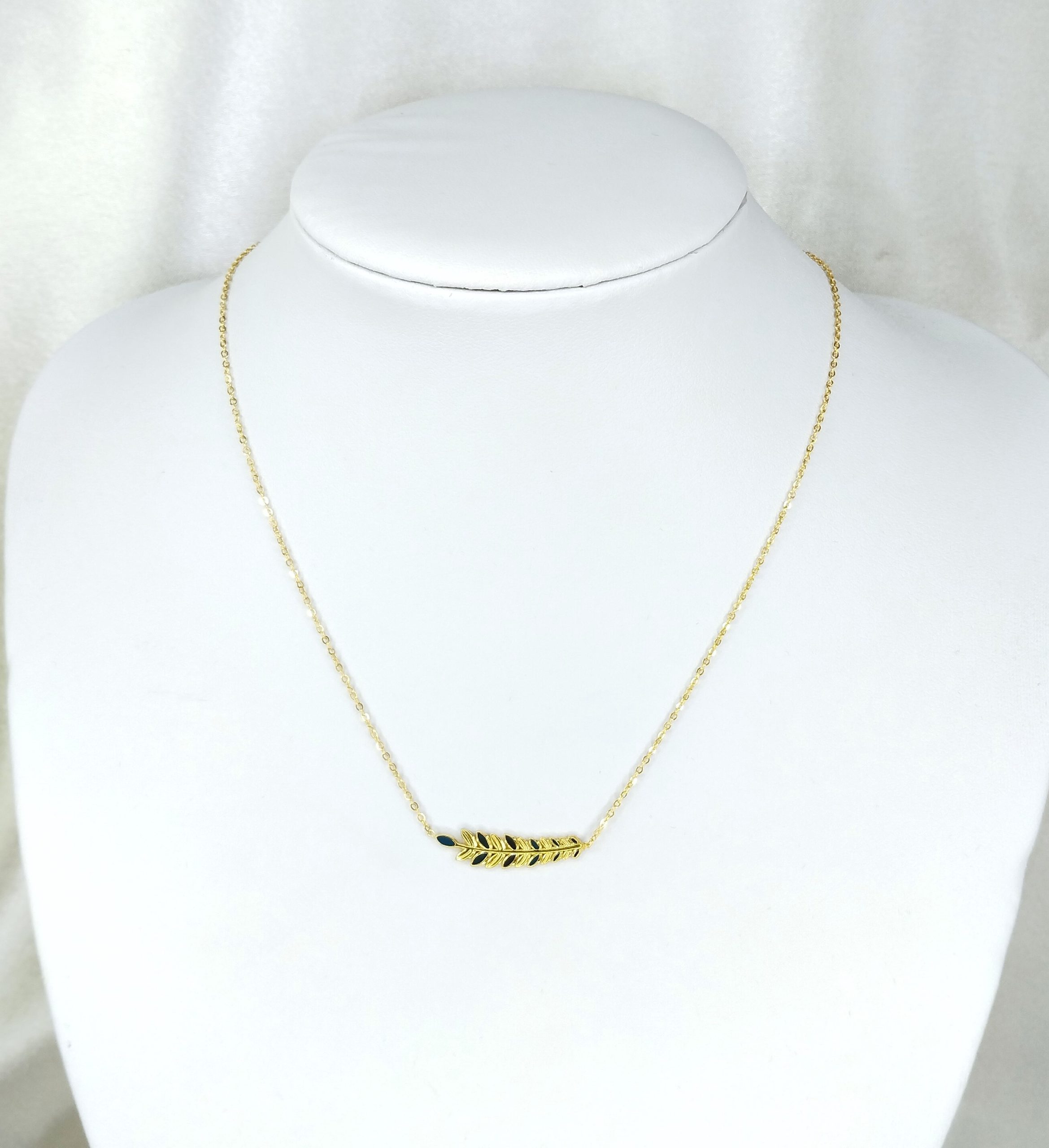 Collier-epi-dore-et-bleu-Melonie