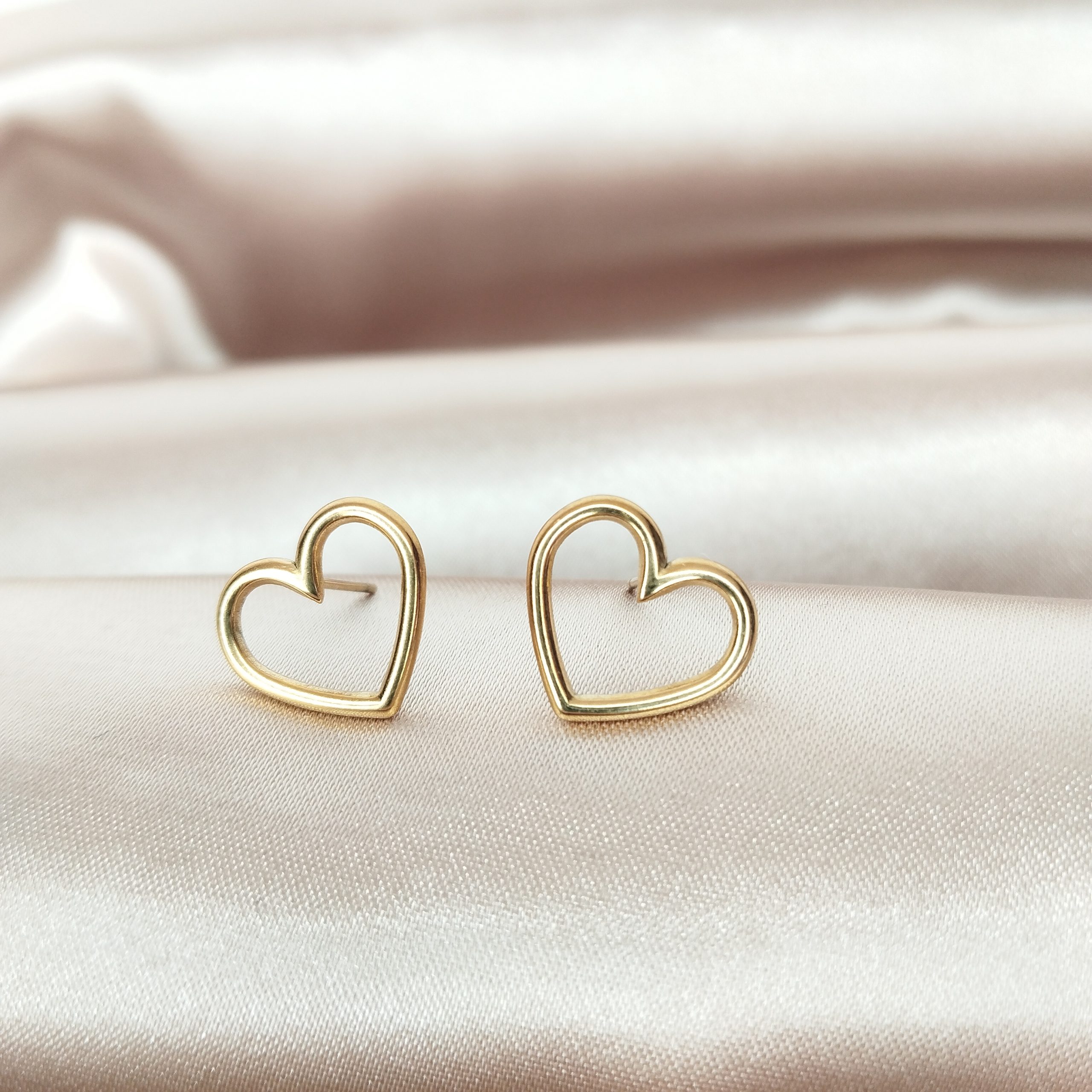 boucles d'oreilles en acier inoxydable puce coeur doré