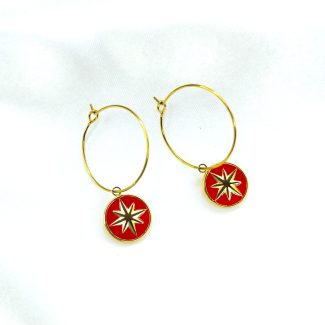 boucles d'oreilles creoles en acier inoxydable avec un pendentif rouge orné d'une étoile doré