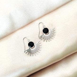 boucles d'oreilles soleil ornée d'une perle colorée