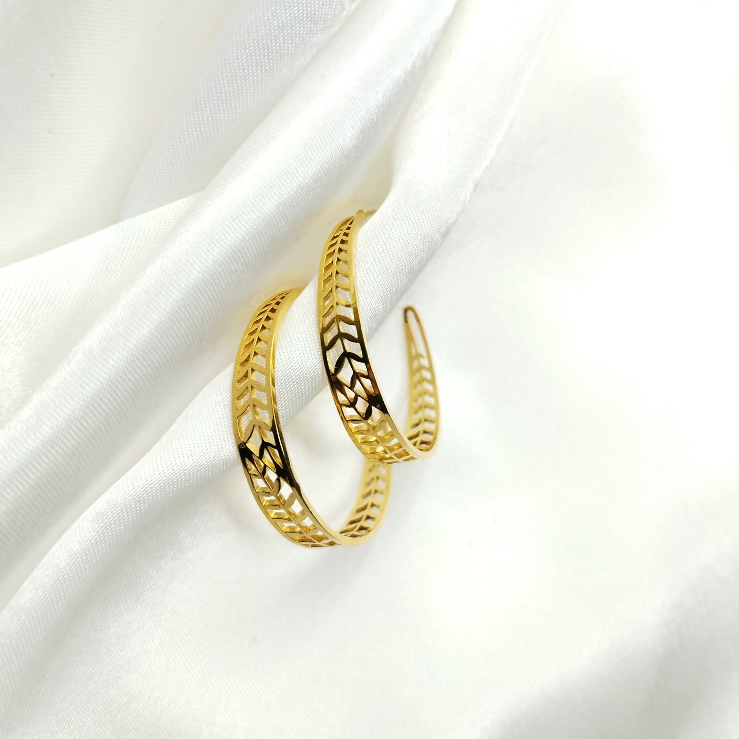 boucles d'oreilles creole Crealine en filigrane