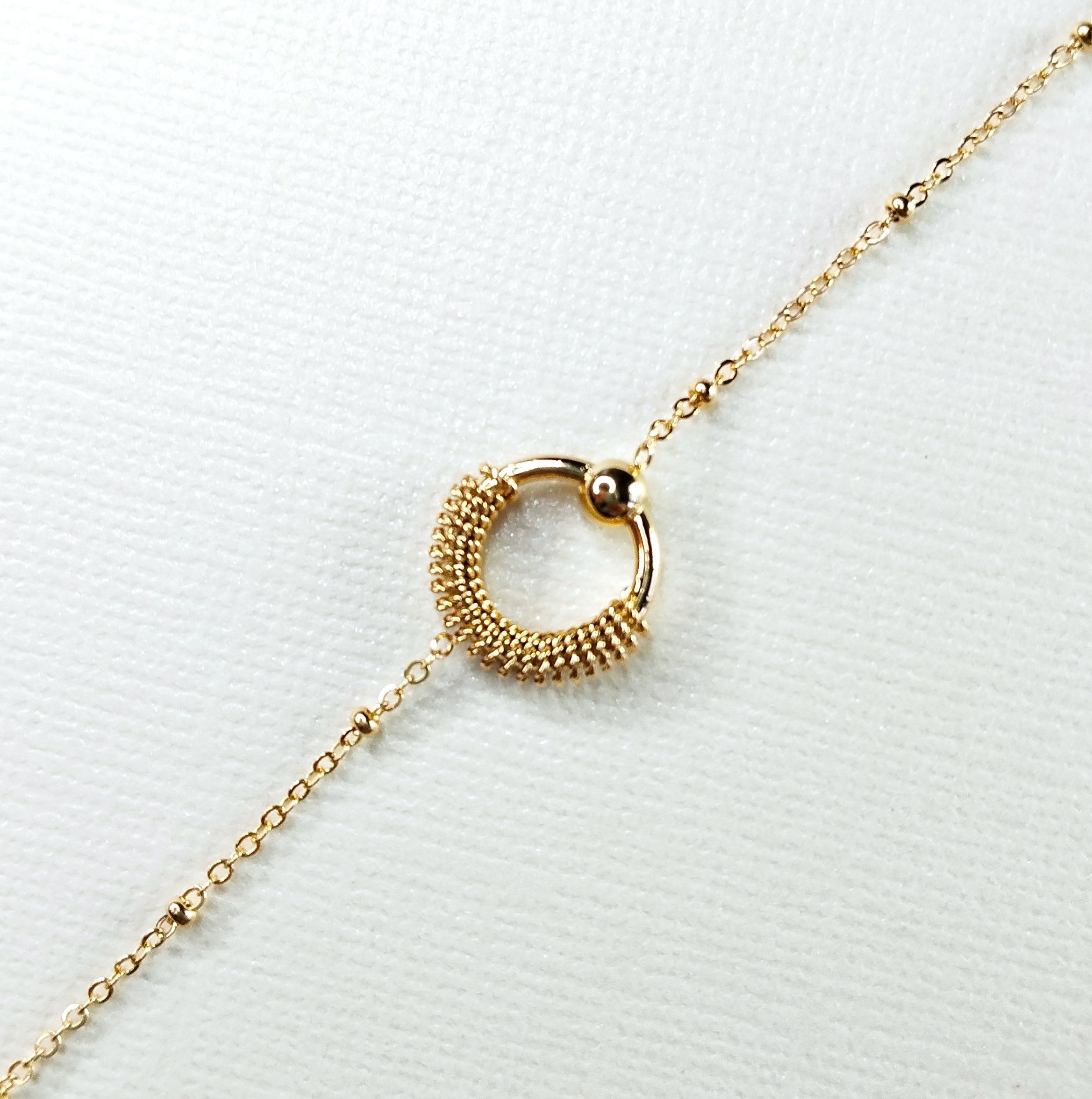 Bracelet en acier inoxydable doré petit pendentif doré