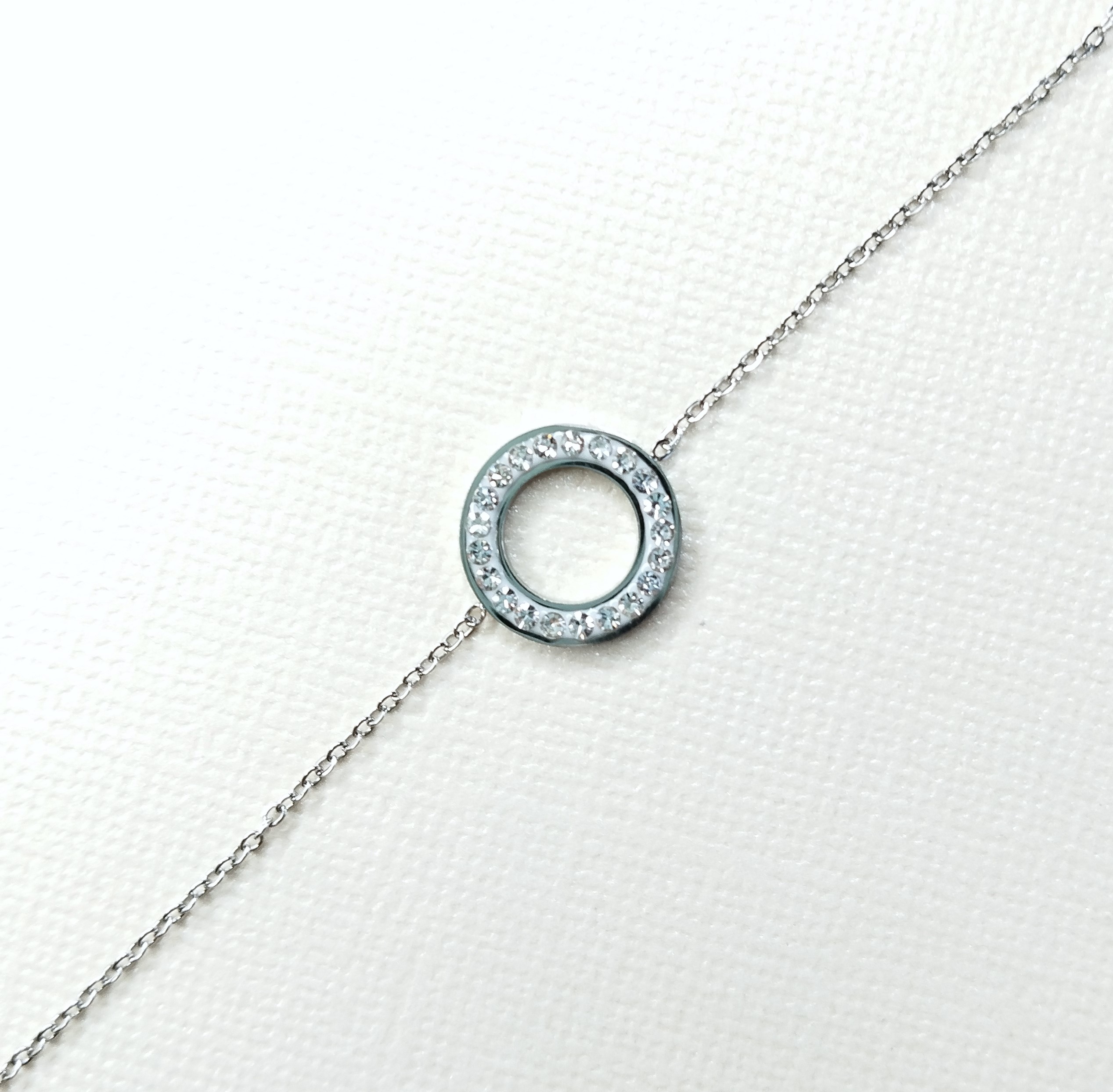 bracelet argenté pendentif strass blanc
