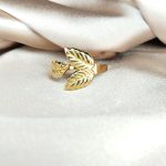 Bague Anais en acier inoxydable avec 2 feuilles qui se rejoignent au centre