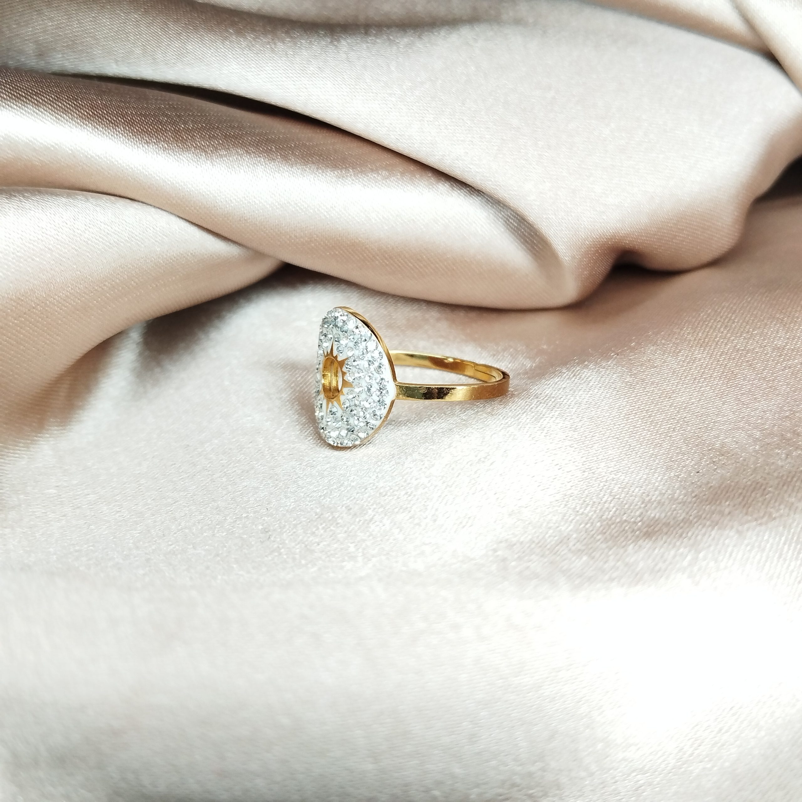 bague en acier inoxydable sonia orné de strass